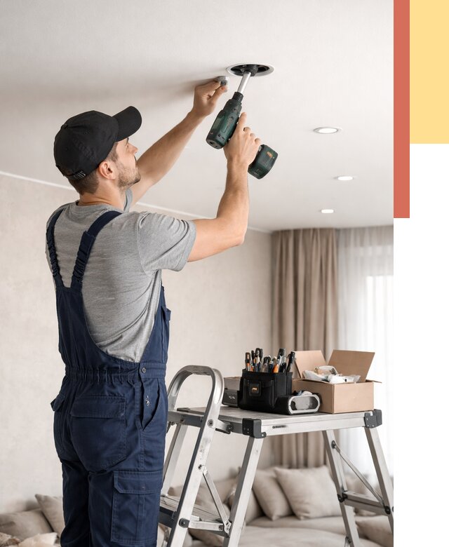 Установка и монтаж точечных светильников в натяжной потолок в Снежинске от 1871 руб. | ОТДЕЛОЧНИК-Снж