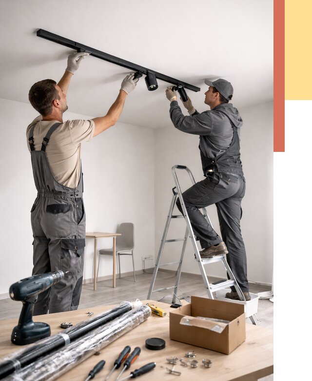 Установка трековых светильников в натяжной потолок в Снежинске от 4365 руб. | ОТДЕЛОЧНИК-Снж